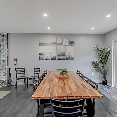 Peaceful Pocono Home With Hot Tub, Gym, & Office Long Pond Ngoại thất bức ảnh