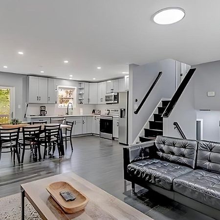 Peaceful Pocono Home With Hot Tub, Gym, & Office Long Pond Ngoại thất bức ảnh