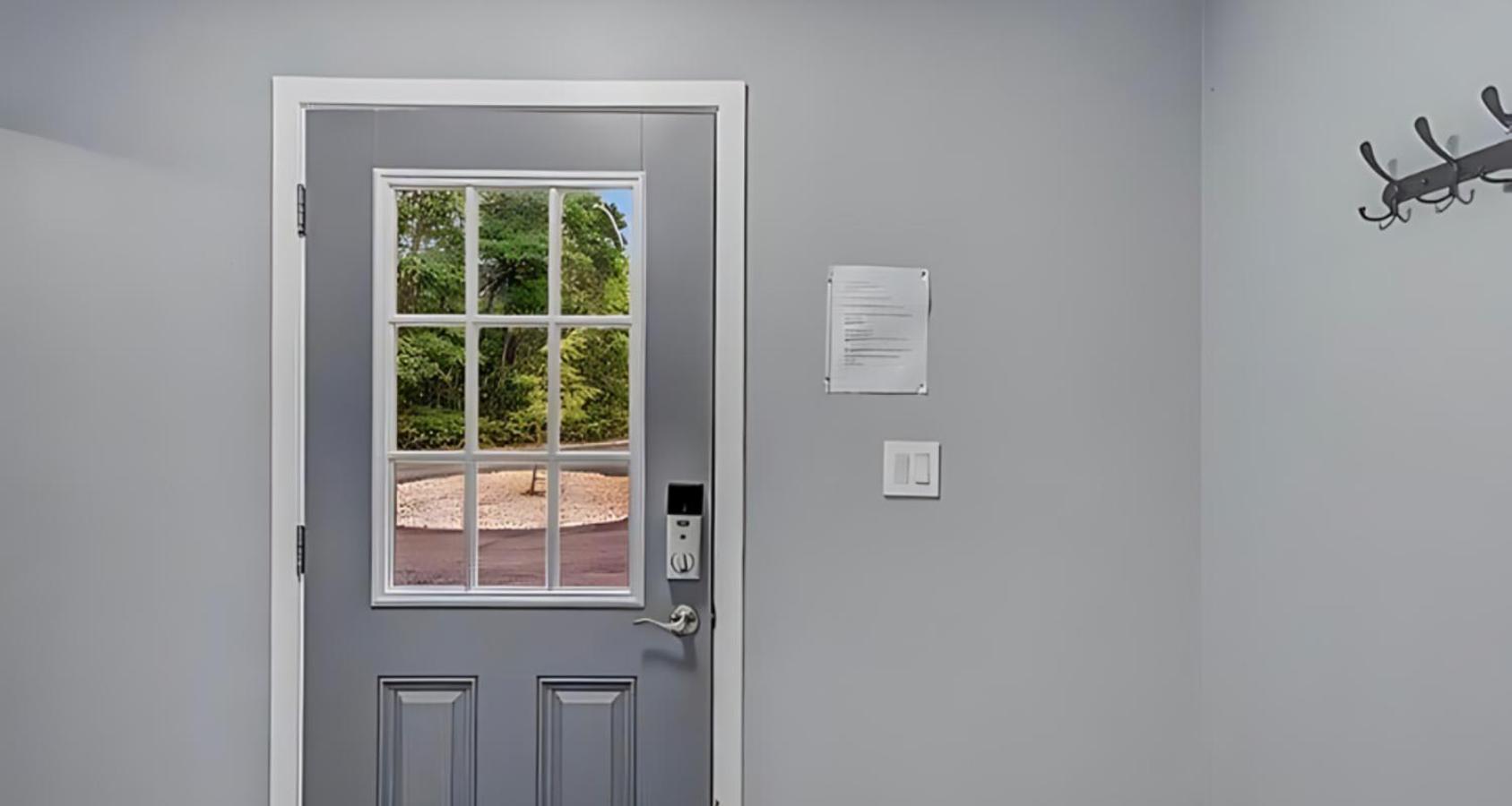 Peaceful Pocono Home With Hot Tub, Gym, & Office Long Pond Ngoại thất bức ảnh