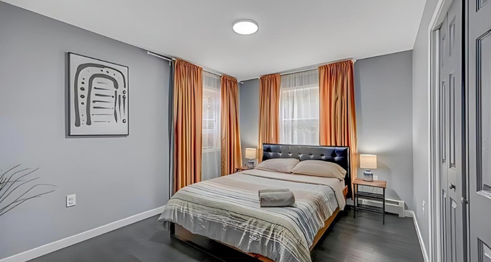 Peaceful Pocono Home With Hot Tub, Gym, & Office Long Pond Ngoại thất bức ảnh